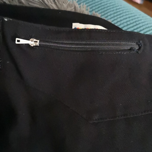 Beautiful Designs by Naomi, Toronto, Black High-low Wrap Skirt w/ Hearts Medium - Picture 6 of 8